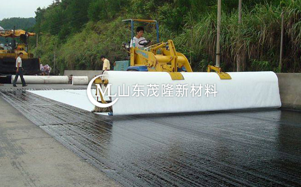《高密市政道路》土工布、聚酯玻纤布施工
