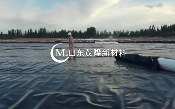 《中国石化库车商储库工程》土工膜、土工布施工  第3张