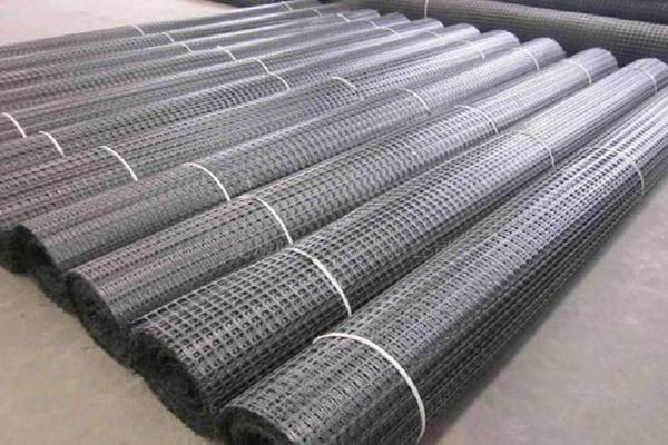 在路基中土工格栅的施工工艺  第1张