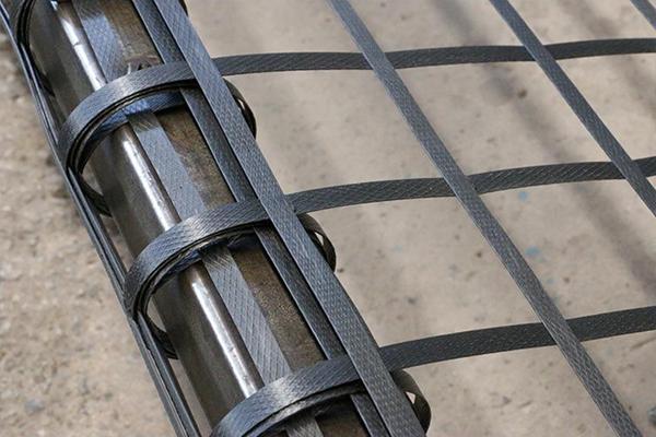 土工格栅在修建道路中起到的作用  第1张