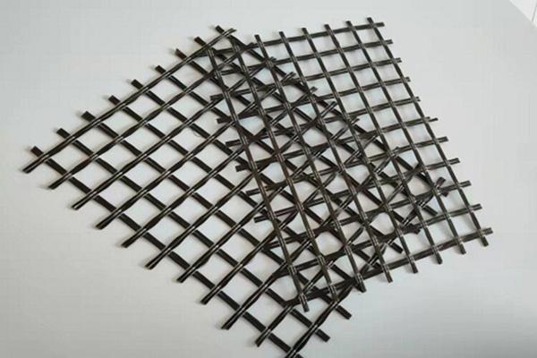 在路基中使用土工格栅的作用有哪些呢？  第3张