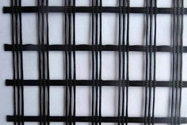 土工格栅与土工膜的区别究竟在哪里？  第2张