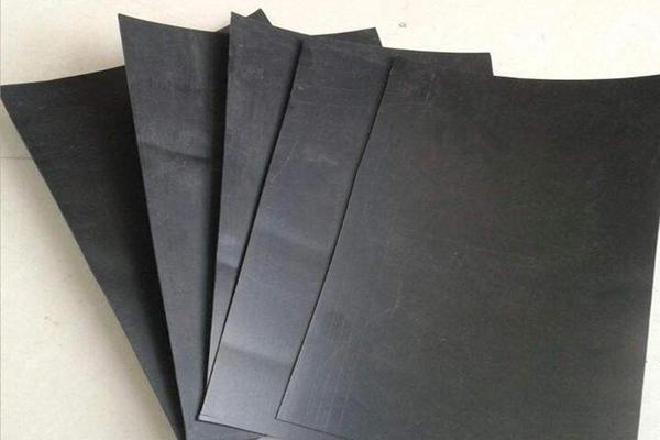 土工格栅与土工膜的区别究竟在哪里？  第4张