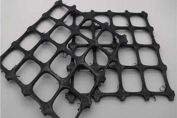 土工格栅施工质量的影响因素分析及解决方法  第1张