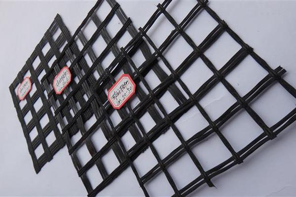 土工格栅铺设和运输中的常见问题 第3张