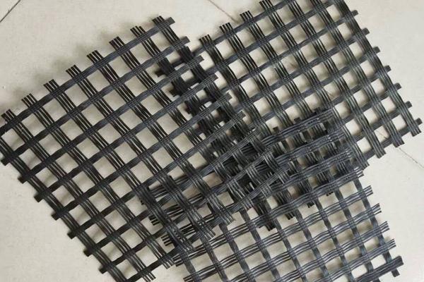 双向塑料土工格栅在现代基础设施建设中的应用  第2张