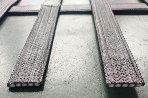 高韧性聚酯纱线集束土工格栅执行什么标准 第1张