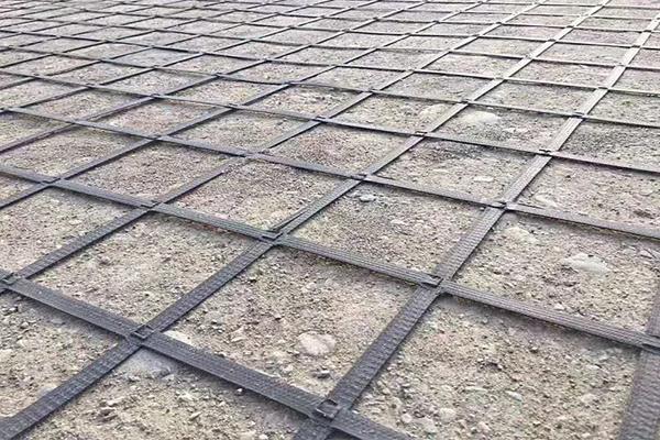 高韧性聚酯纱线集束土工格栅优缺点 第2张