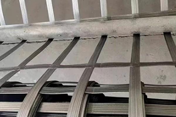 高韧性聚酯纱线集束土工格栅怎么清洗呢？  第1张